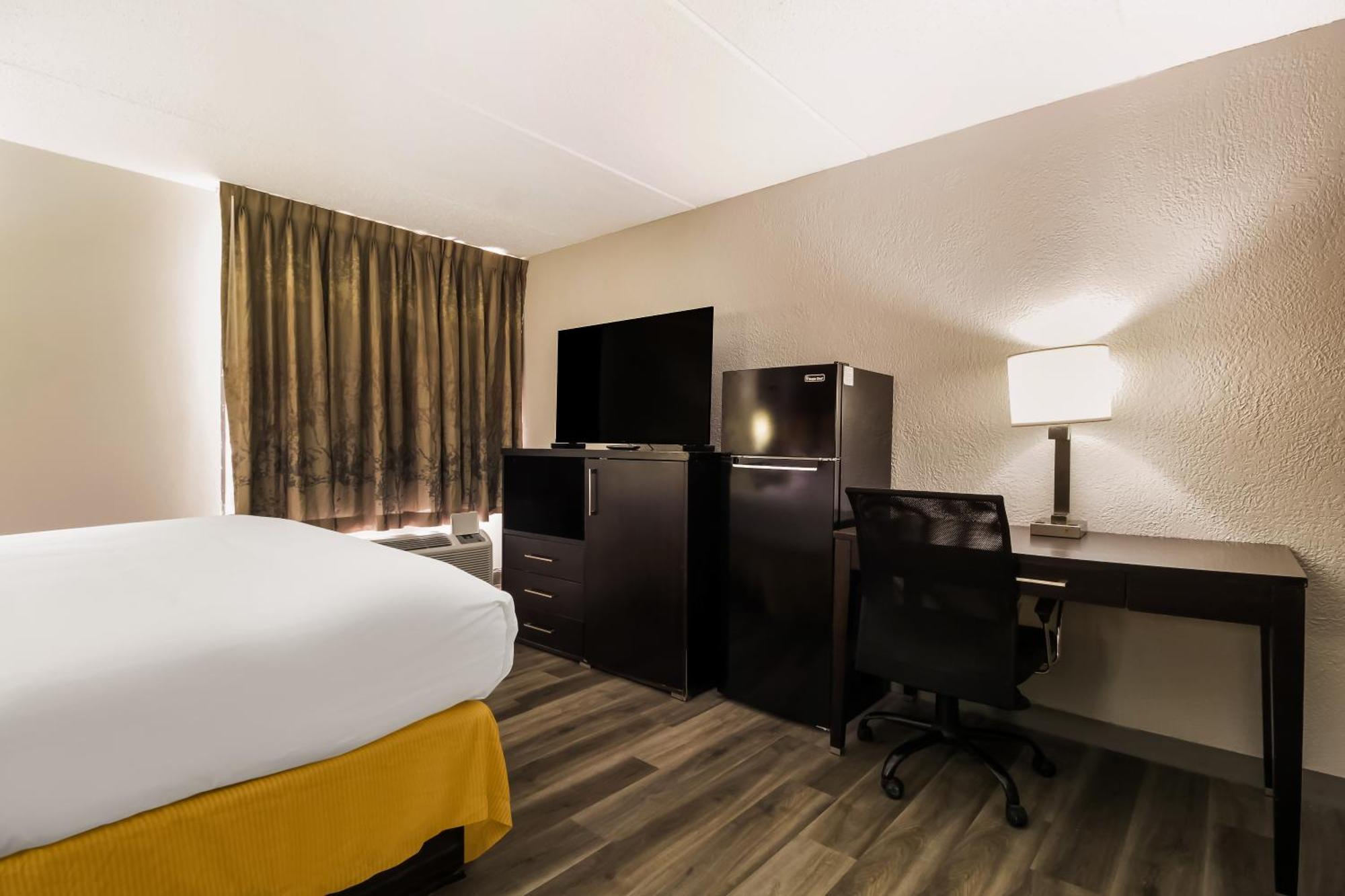Hotel Clarion Pointe à Lake Jackson Extérieur photo