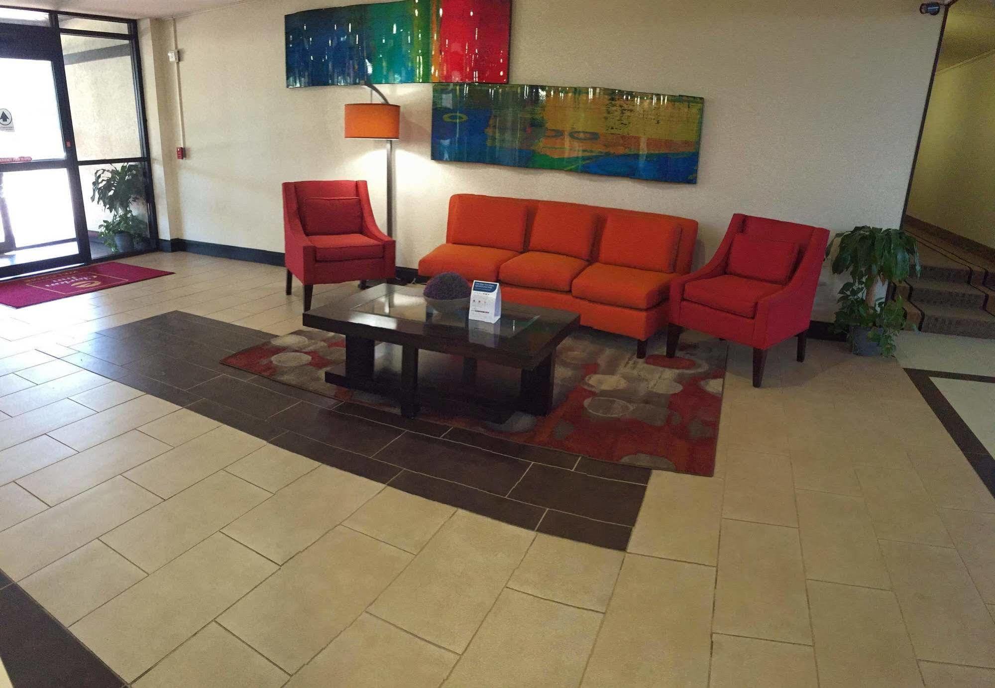 Hotel Clarion Pointe à Lake Jackson Extérieur photo